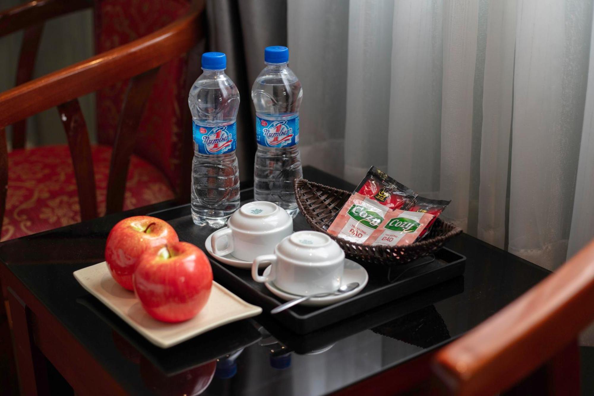 Madelise Amica Hotel And Travel Hanoï Chambre photo