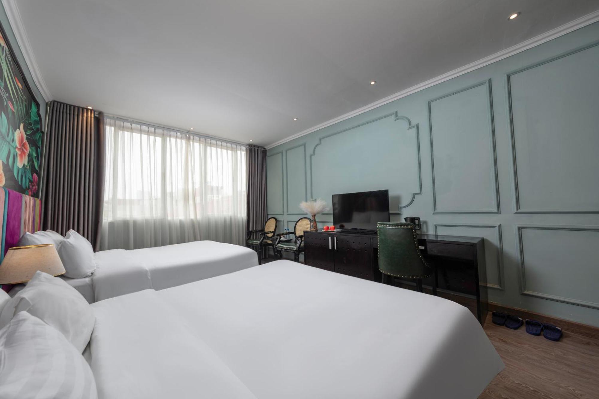 Madelise Amica Hotel And Travel Hanoï Extérieur photo